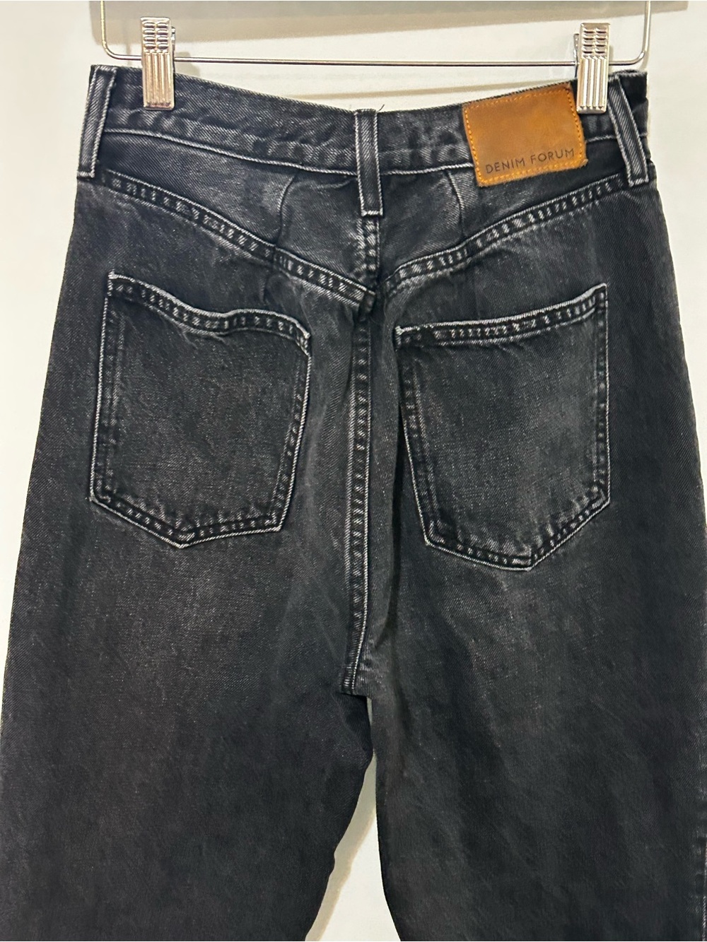 Aritzia Denim Forum Joni High Rise Loose Jeans 28 - Picture 6 of 9